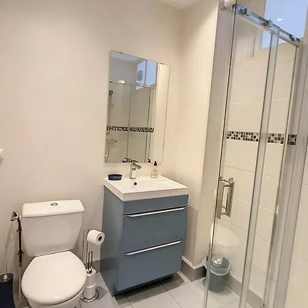 F2 Refait A Neuf Tout Confort *